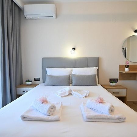 Armonia Luxury Suites Vrasná Esterno foto