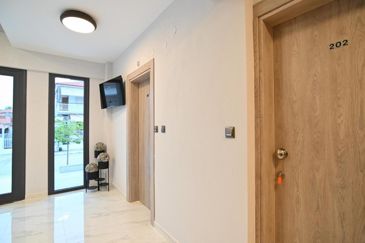 Armonia Luxury Suites Vrasná Esterno foto