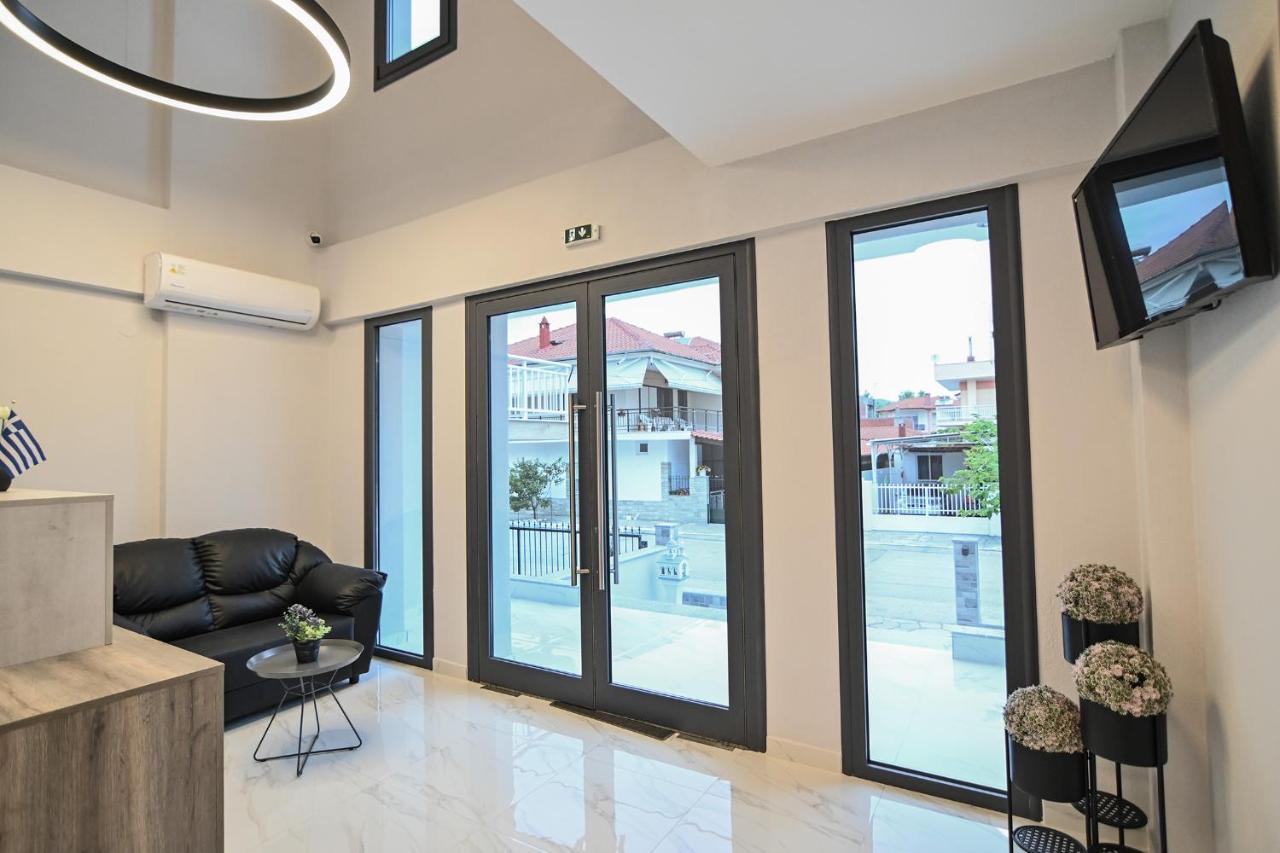 Armonia Luxury Suites Vrasná Esterno foto