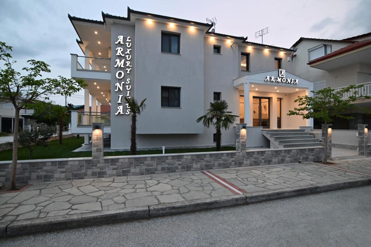 Armonia Luxury Suites Vrasná Esterno foto