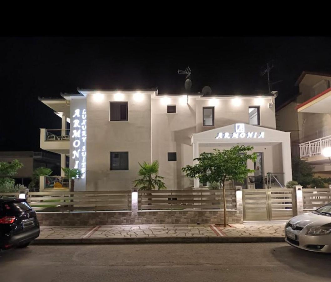 Armonia Luxury Suites Vrasná Esterno foto