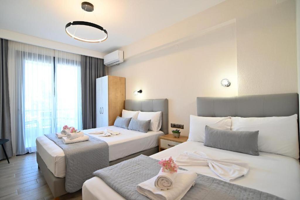 Armonia Luxury Suites Vrasná Esterno foto