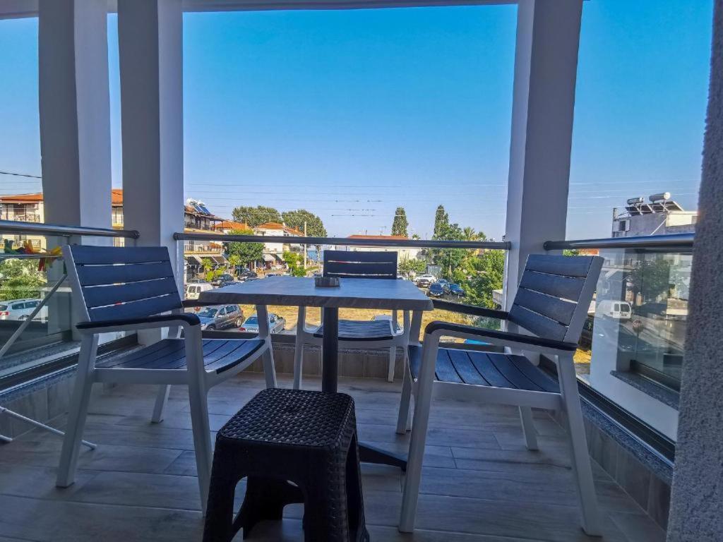 Armonia Luxury Suites Vrasná Esterno foto